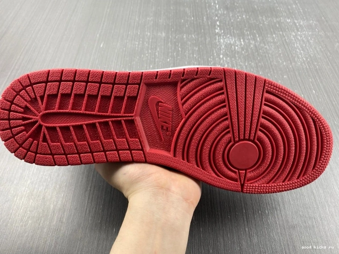 Air Low Retro 1 Chicago 705329-600 Jordan 0627